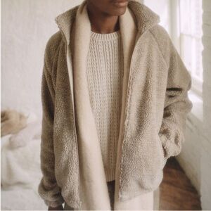 NWT! BDG Raglan High Pile Fleece Mock Neck Full Zip Jacket Unisex Large Teddy